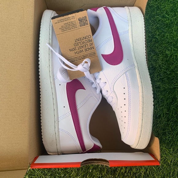 Nike Shoes - Nike White Sneakers with Magenta Swoosh